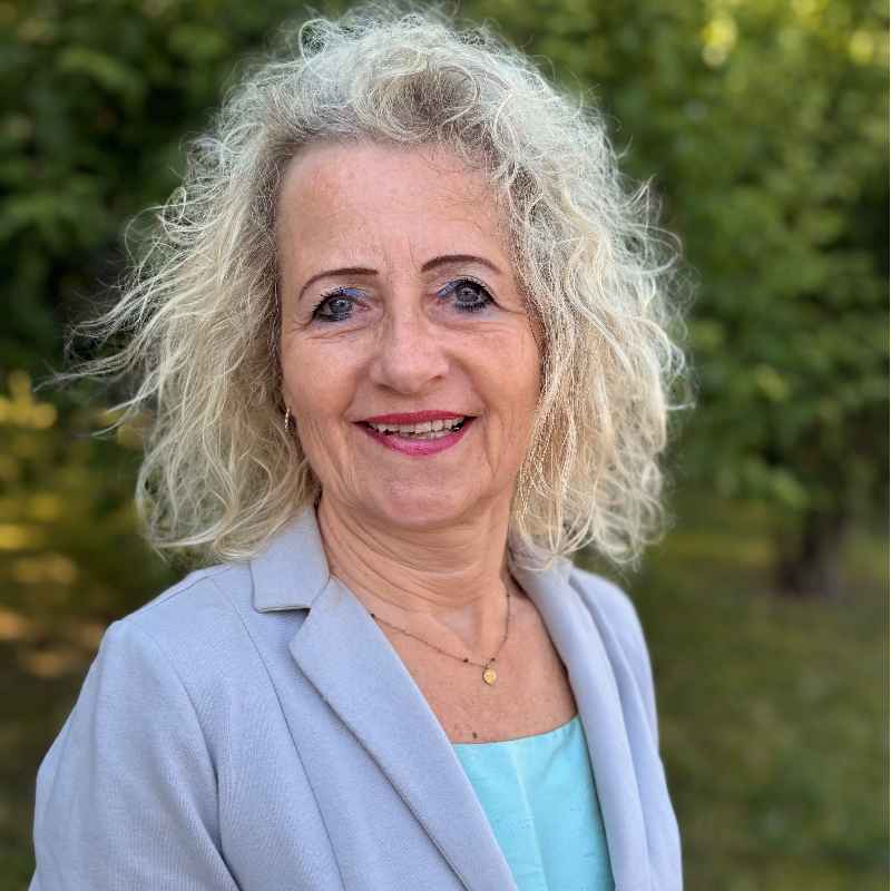  Martina Arnecke